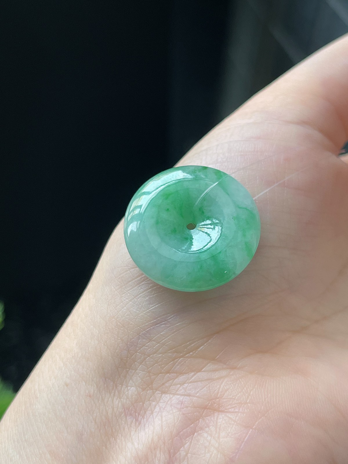 翡翠糯化种飘绿平安扣