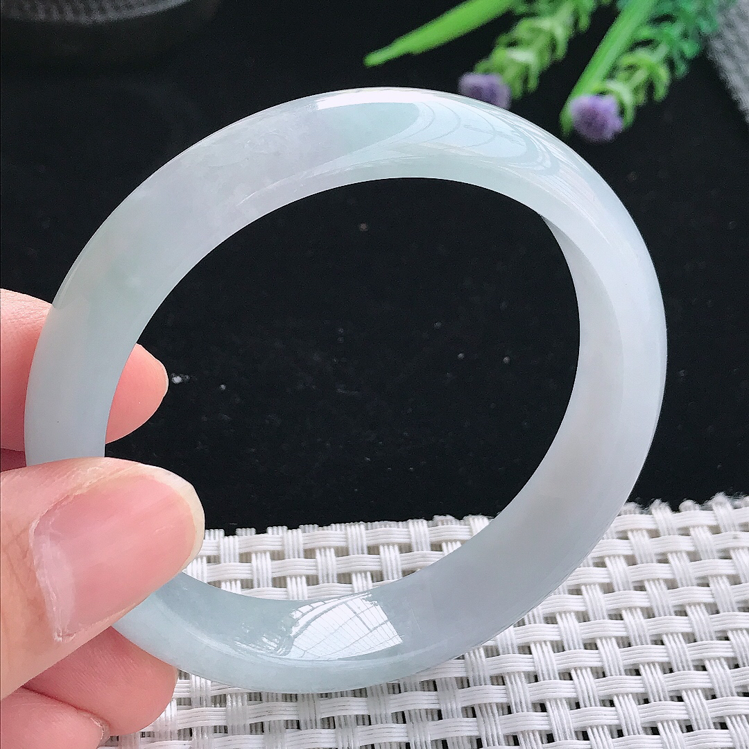 实拍天然翡翠56.8/13.2/7.6老坑冰胶水灵天空蓝手镯翡翠玉镯手环