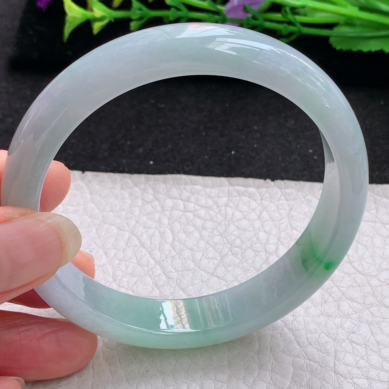 yh实拍59*12.6*7.2平安镯 天然缅甸翡翠A货手镯冰飘阳绿宽边正圈玉手环