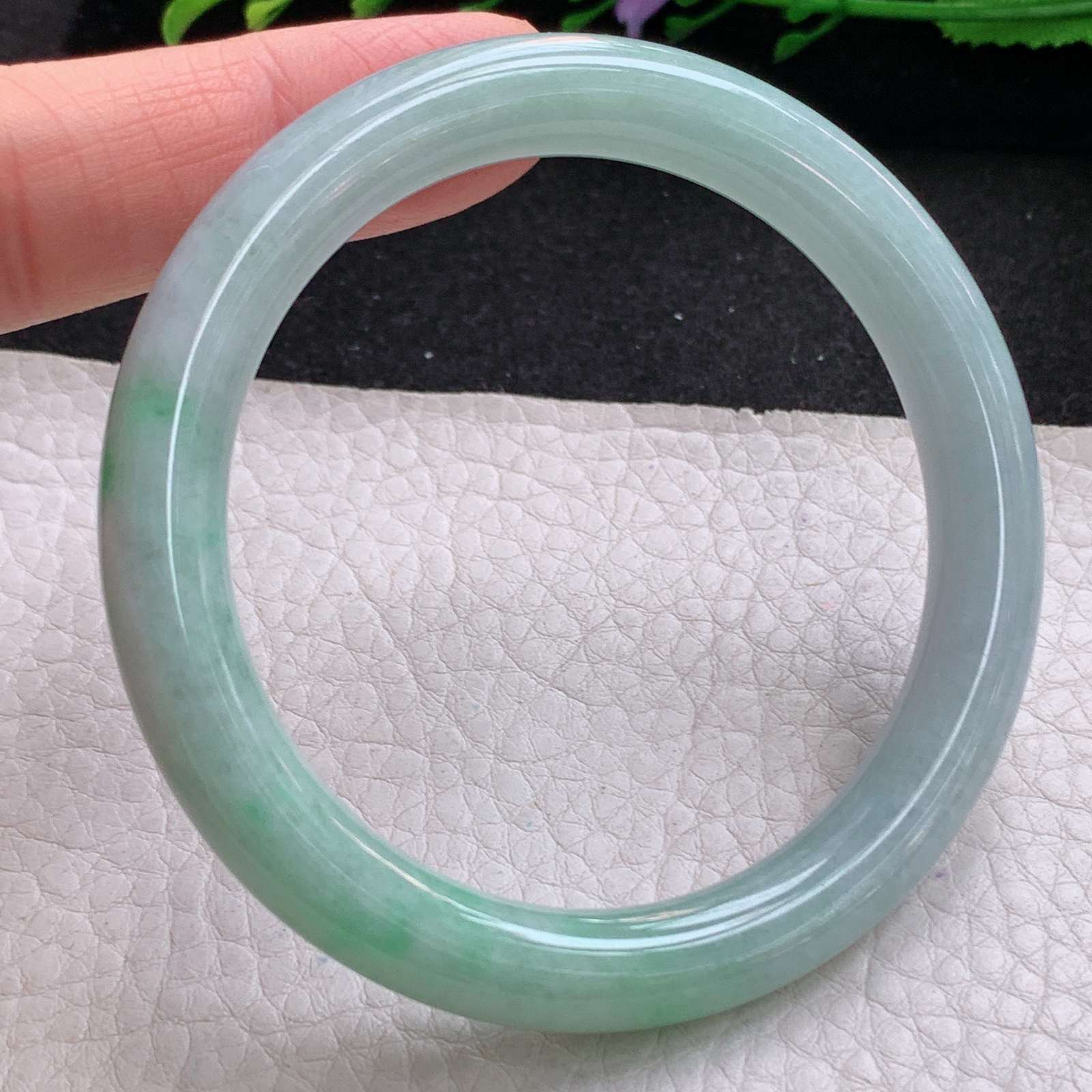 n实拍55*8.5美人镯 天然缅甸翡翠A货手镯项链清新圆条正圈玉手环