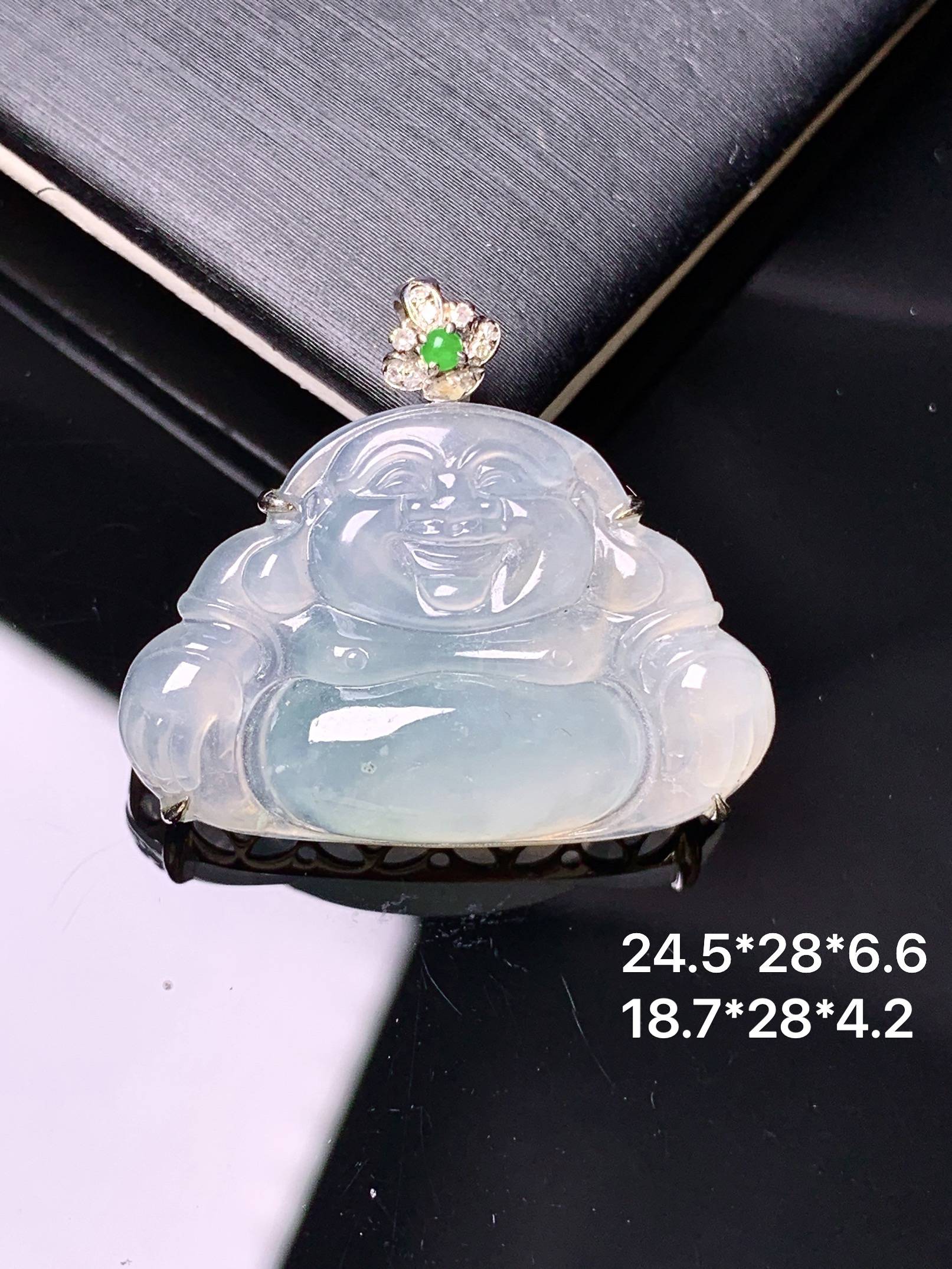 18k金钻冰种佛公镶嵌吊坠 玉质细腻 色泽艳丽清新 水润亮眼 整体尺寸24.5*28*6.6yz