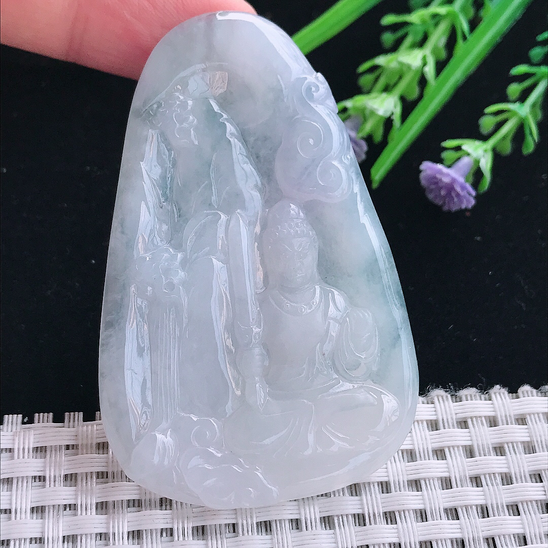 实拍A货翡翠65/42/4.8老坑冰纯白净不动明王吊坠翡翠挂件