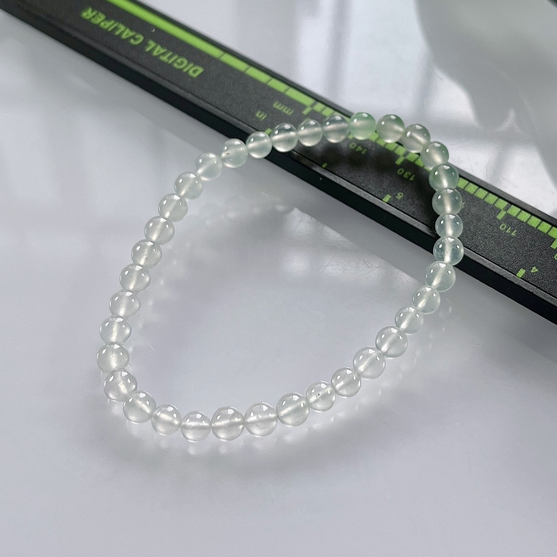 缅甸天然翡翠A货，卡4.8玻璃种起光起胶圆珠手串手链，尺寸：4.8mm/36颗，重量：6.90g