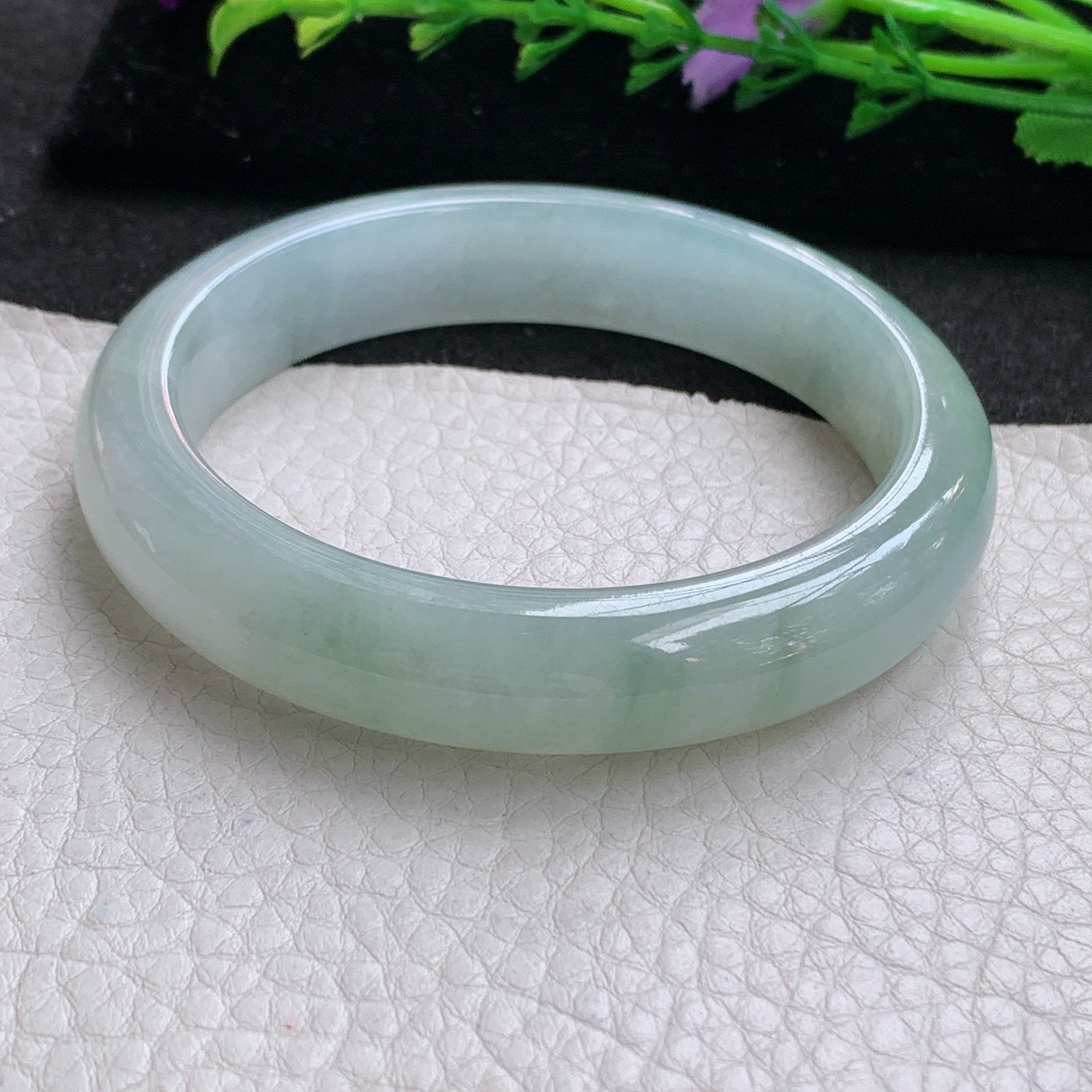 z实拍56.5*12.5*8.3平安镯 天然缅甸翡翠A货手镯冰润浅绿宽边正圈玉手环