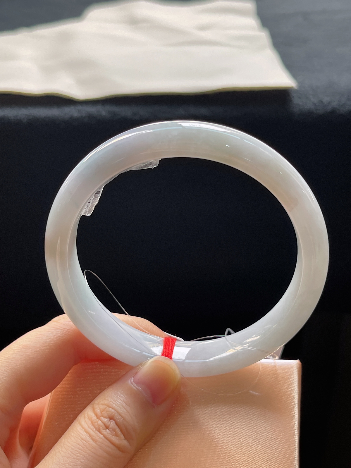 正圈60.8圈口，翡翠糯化种淡紫色手镯