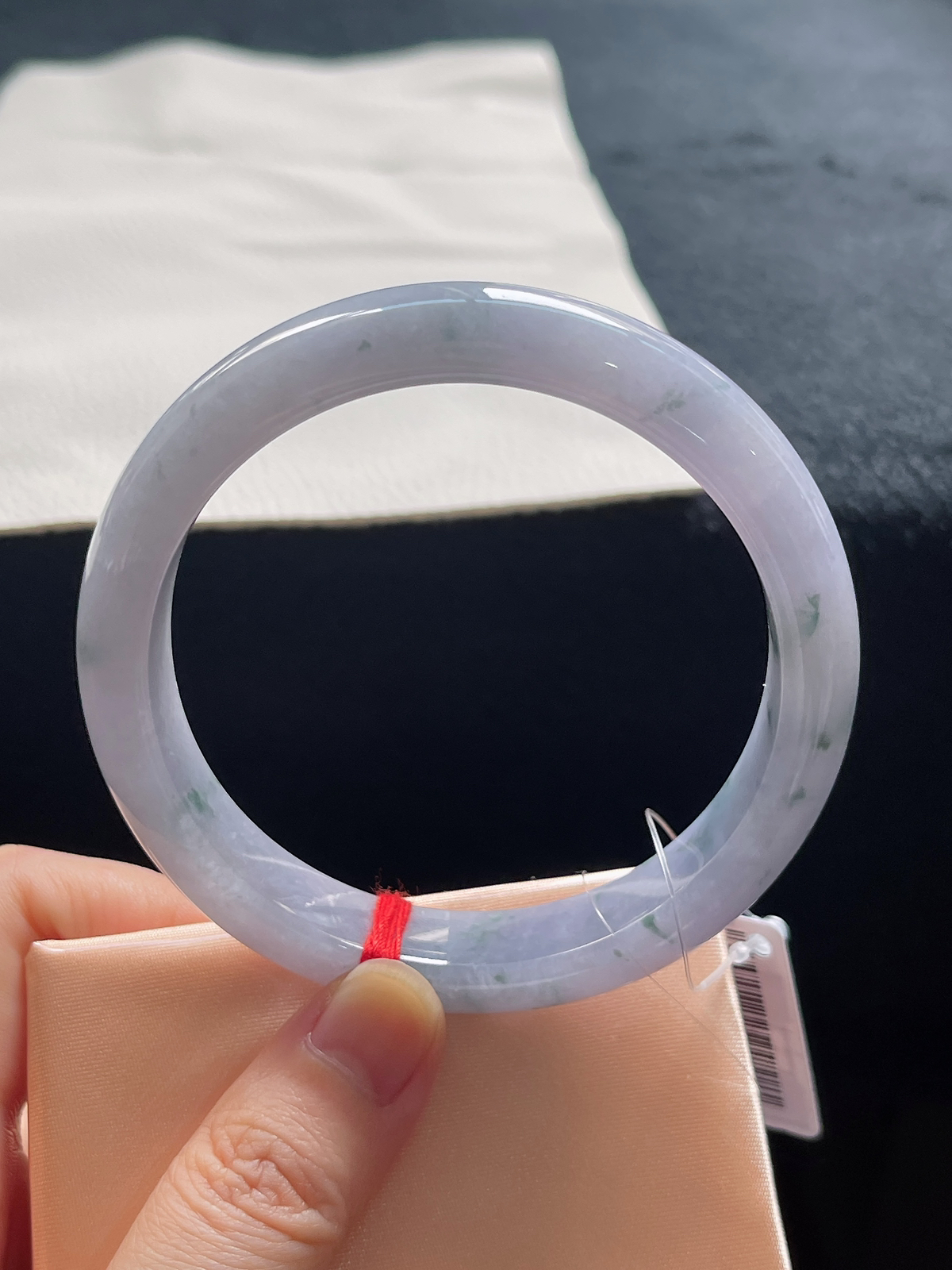 正圈60圈口，翡翠淡紫底飘花手镯