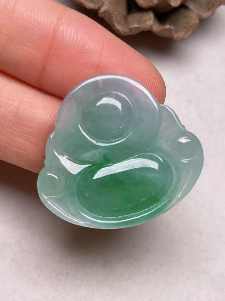 冰种俏色【佛公】吊坠，种水好，玉质细腻 ，卖相好.