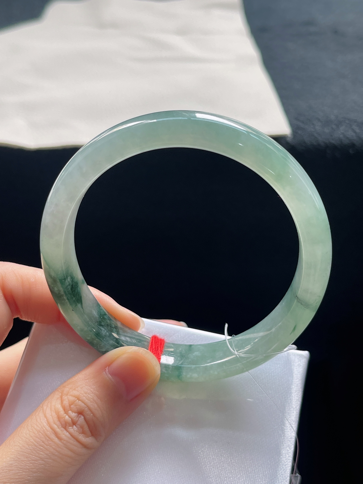 正圈57.6圈口，翡翠冰糯种绿色手镯