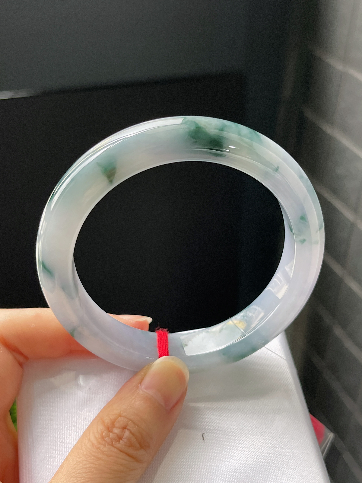 正圈56圈口，翡翠飘花手镯