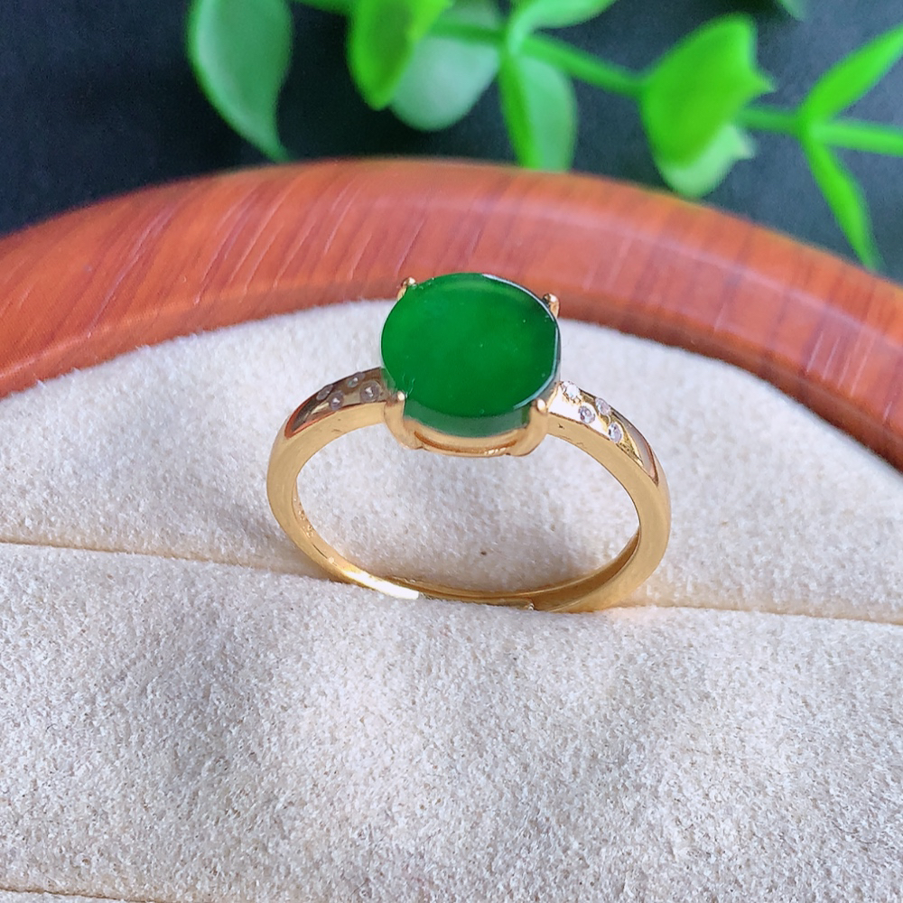 冰润满绿精美环形翡翠戒指  玉质细腻  冰清玉润  飘花灵动  颜色漂亮  W481.18   内径