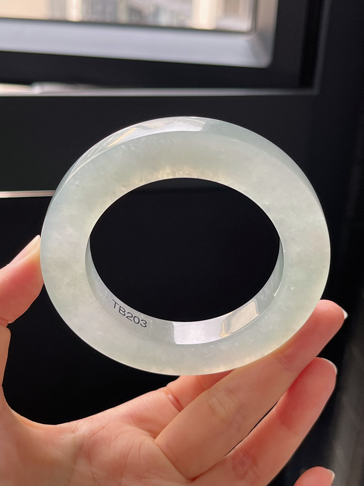 翡翠镯胚，⭕️正圈最大做64，圆条最大做60；最小做55