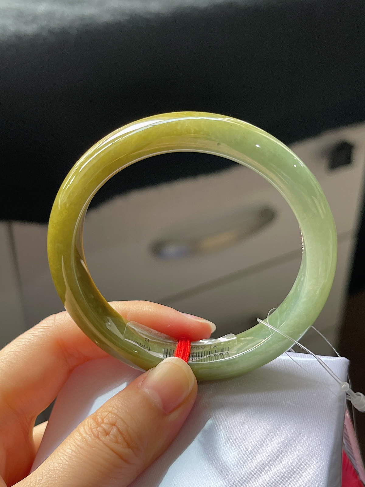 正圈54.3圈口，翡翠糯化种黄加绿手镯