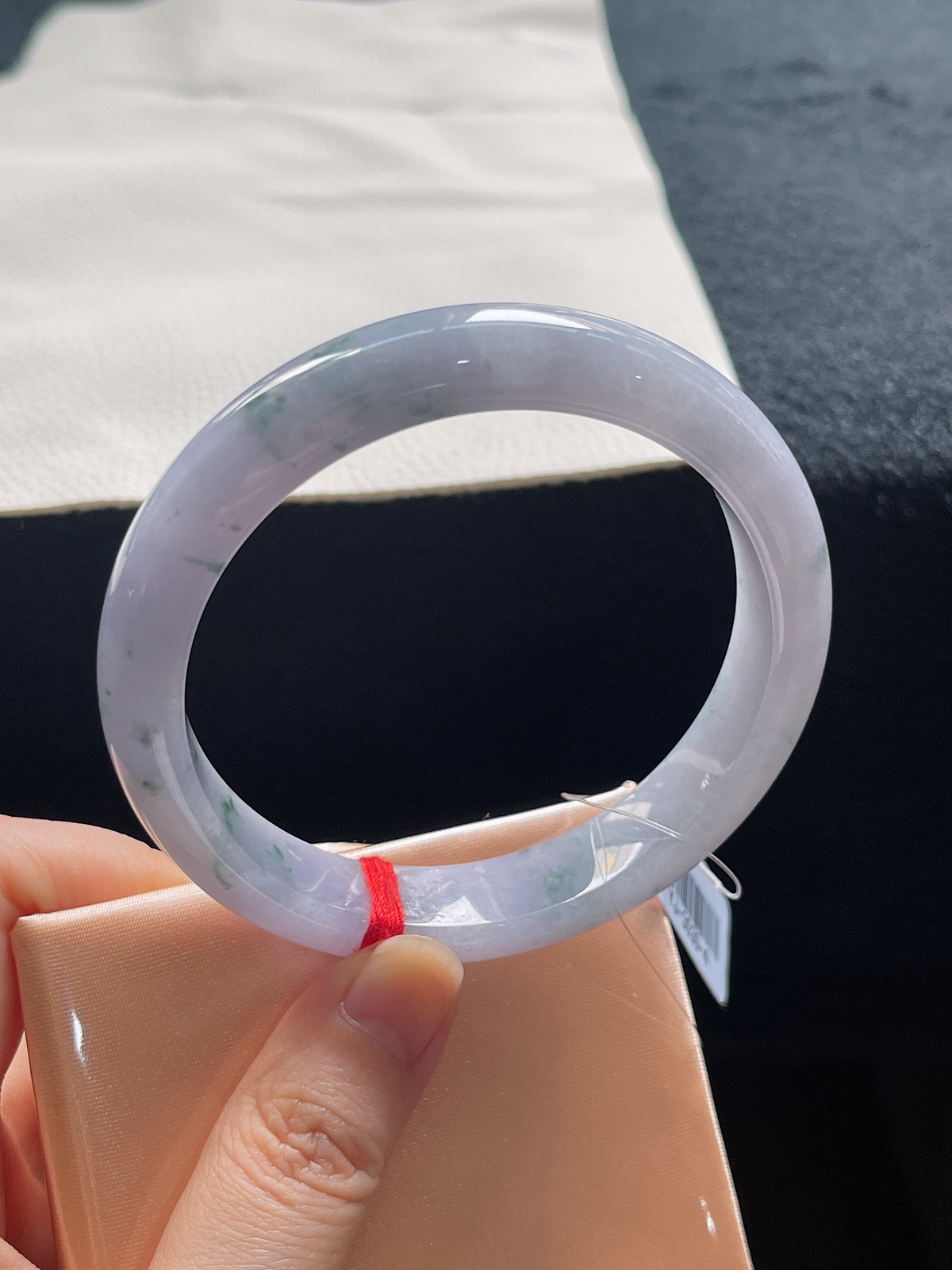 正圈60圈口，翡翠淡紫底飘花手镯