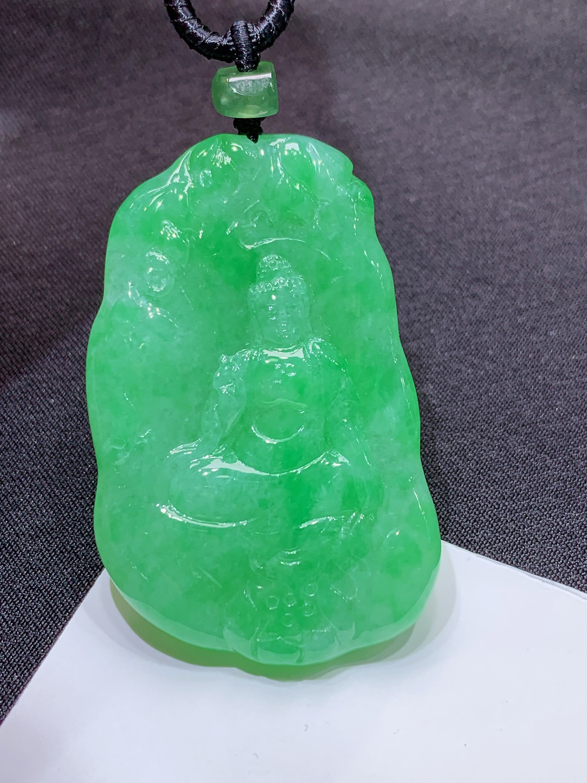 翠绿大日如来，冰润色阳，厚装种老，种水足，Zha 尺寸54.5*35.5*5.6