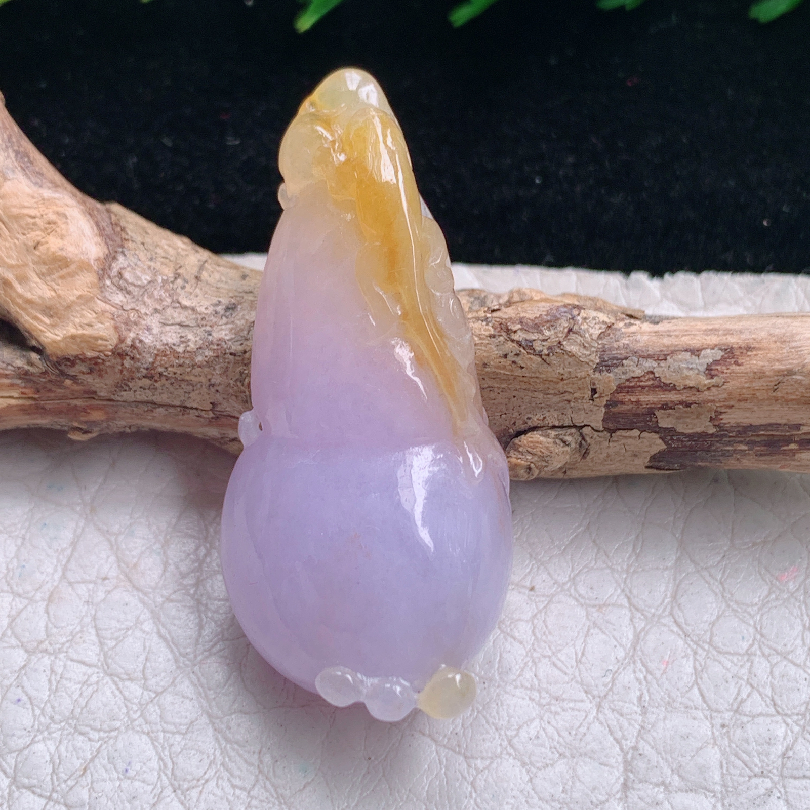 lz实拍36*17*9.8特色缅甸天然翡翠a货精雕双彩葫芦 玉葫芦玉吊坠 玉挂件