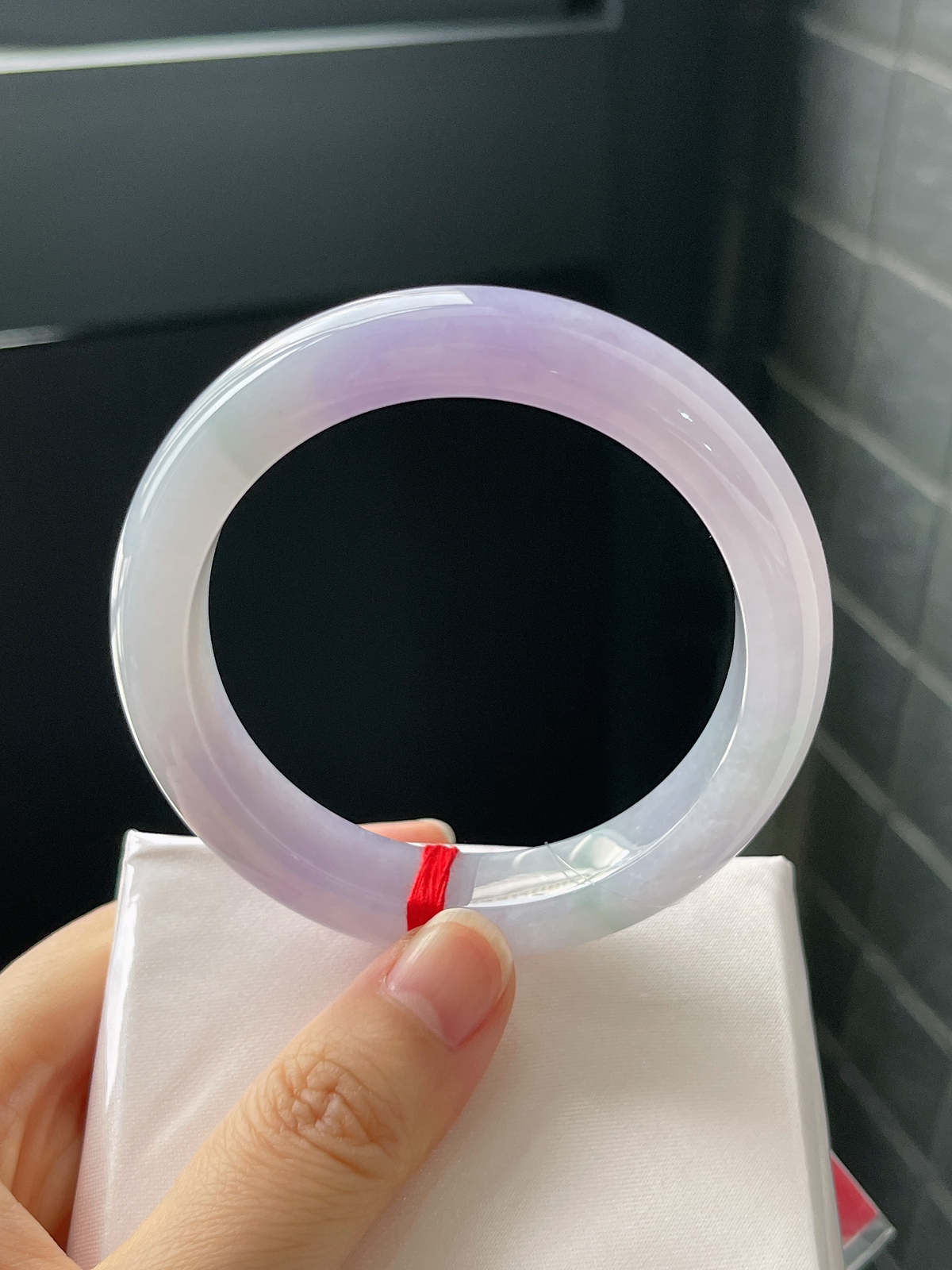 正圈54.7圈口，翡翠冰糯种春带彩手镯