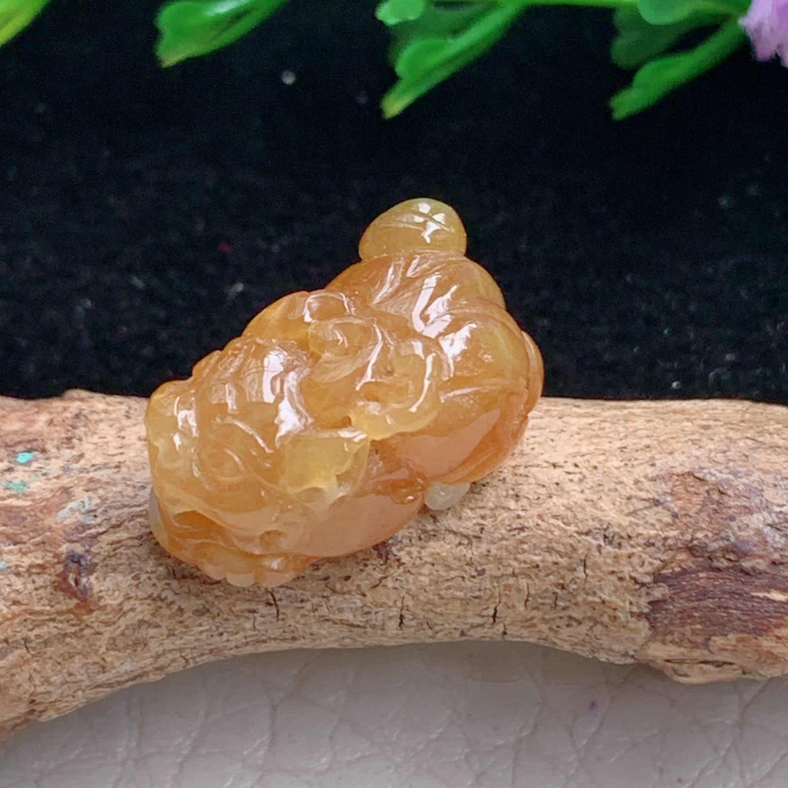 lz实拍16.3*10*7.5缅甸天然翡翠a货精雕冰三彩立体小貔貅玉吊坠 玉挂件