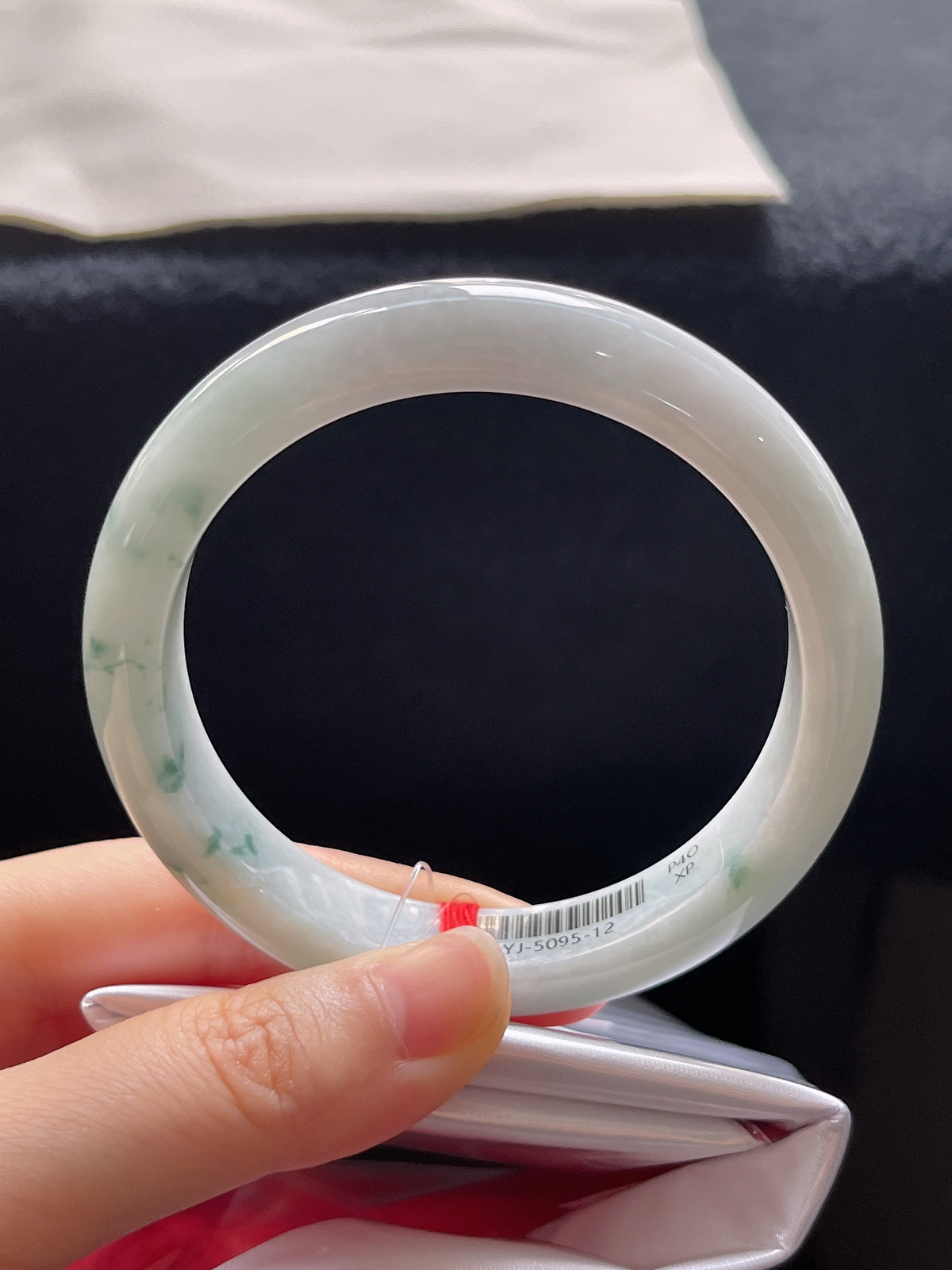 正圈58圈口，翡翠糯化种飘花手镯