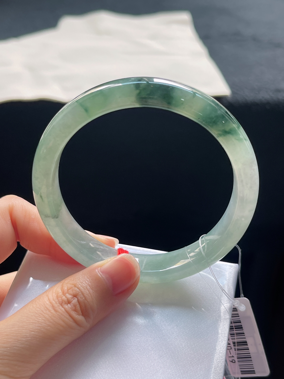 正圈57.6圈口，翡翠冰糯种绿色手镯