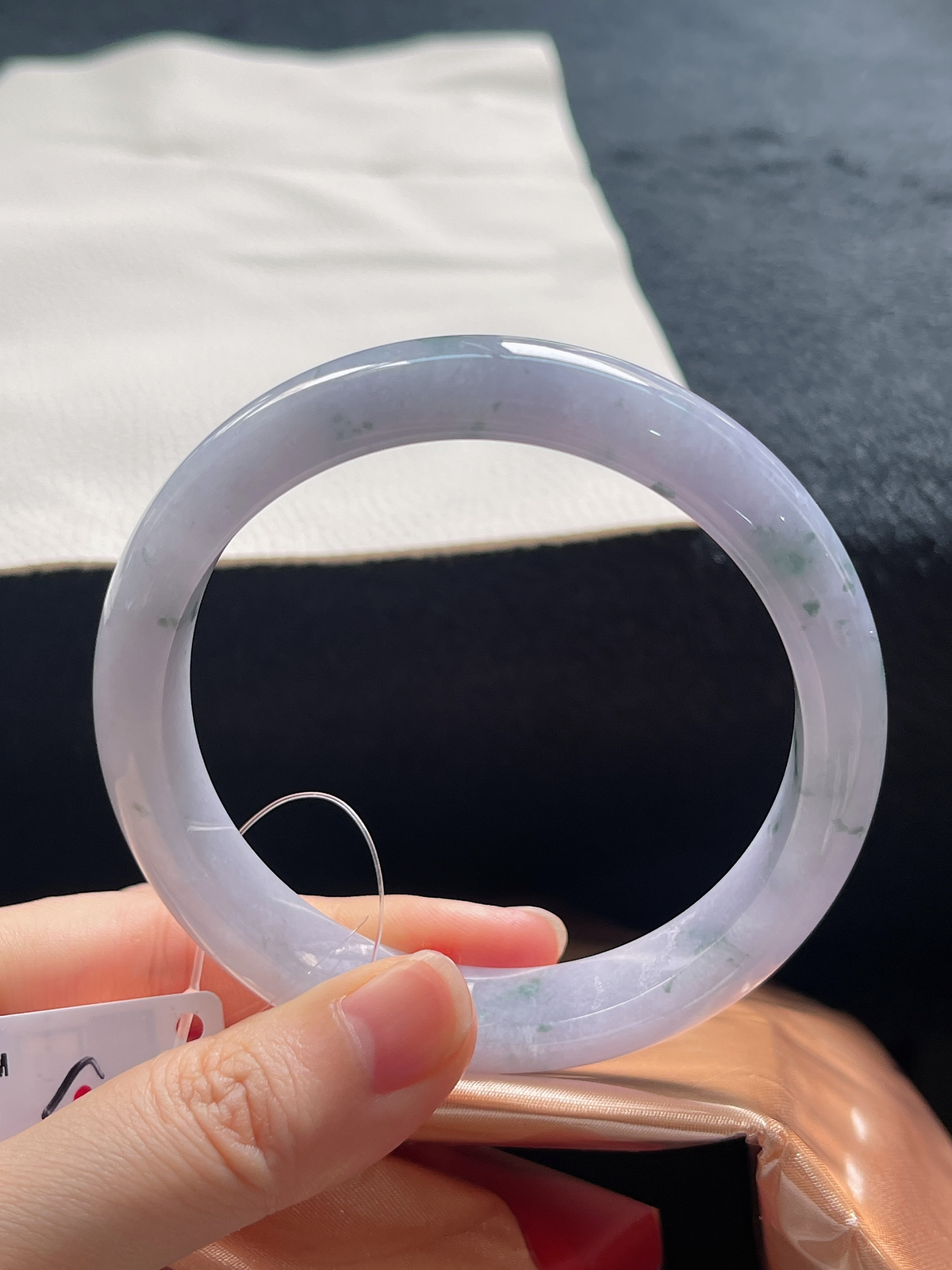 正圈60圈口，翡翠淡紫底飘花手镯