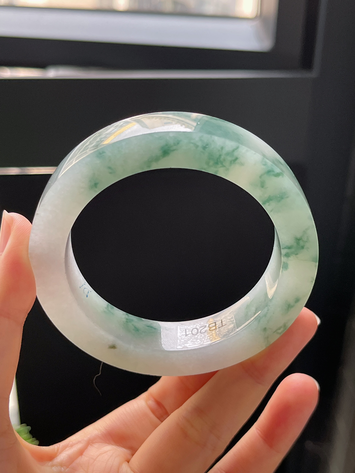 翡翠镯胚，⭕️正圈最大做59，最小做55.6