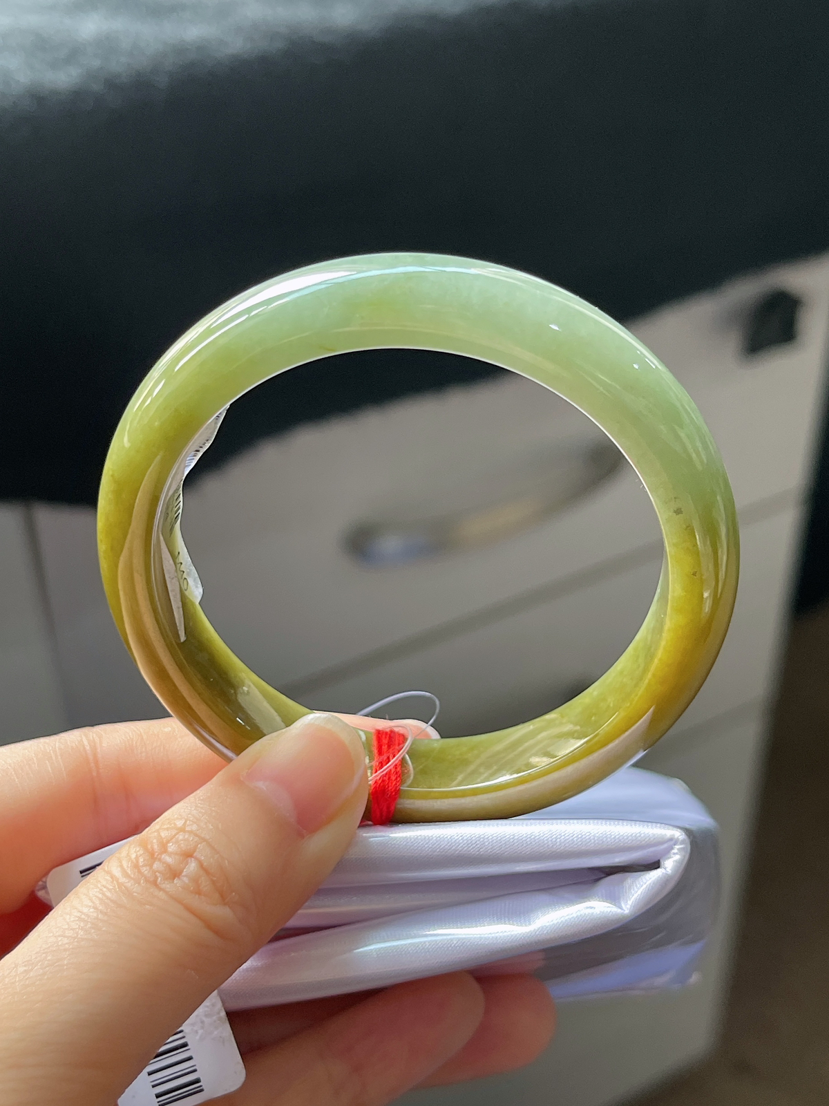 正圈54.3圈口，翡翠糯化种黄加绿手镯