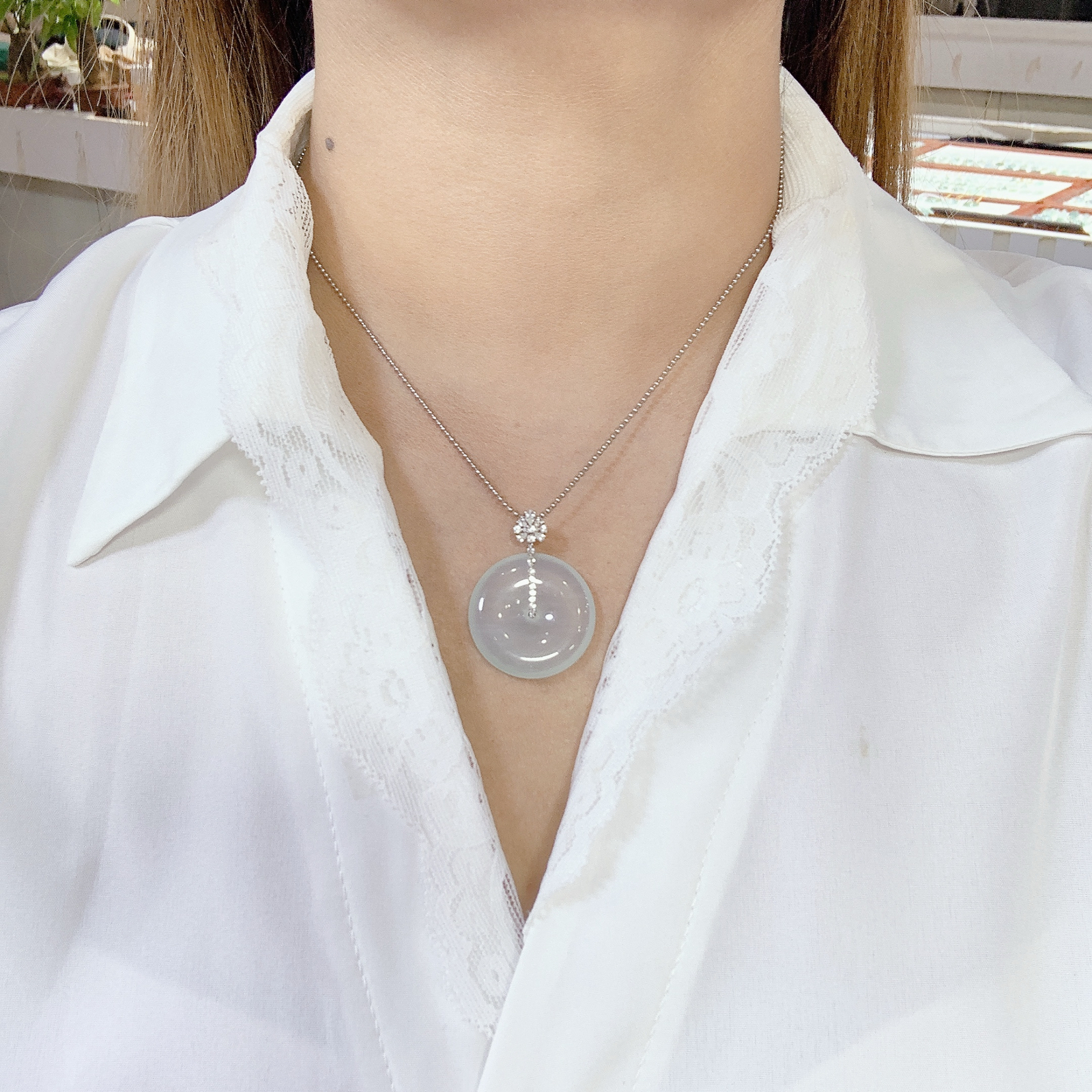 冰润平安扣吊坠 尺寸35.6-26.9-5.4毫米