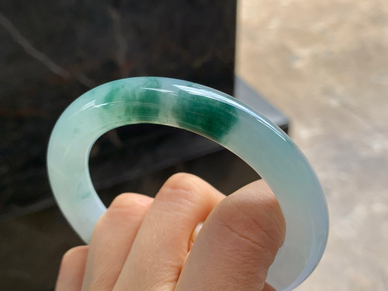 55.5-10.5

蓝花圆条手镯^_^飘花灵韵