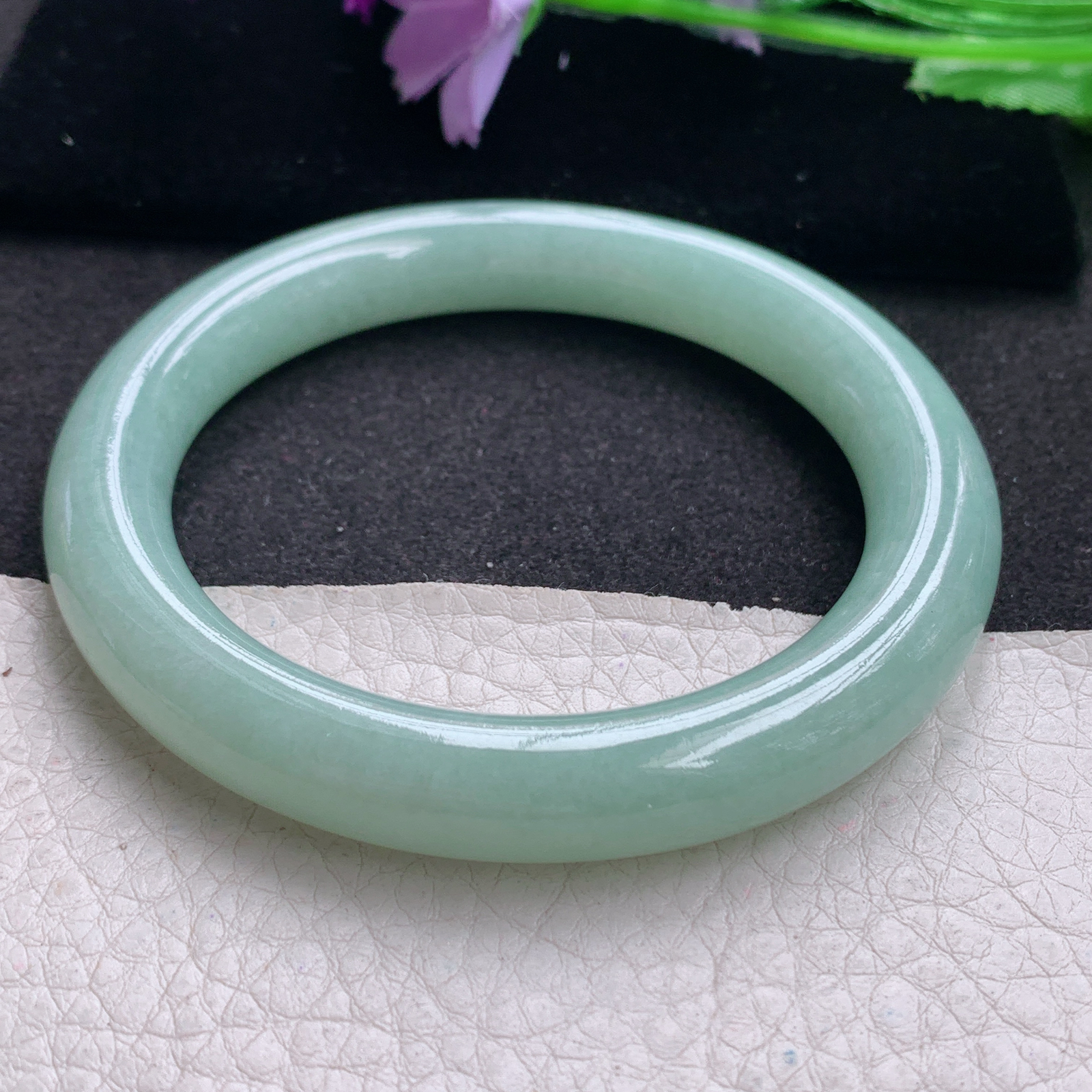 nr甜美款58*10.6美人镯 天然缅甸翡翠A货手镯晴绿圆条清秀玉手环