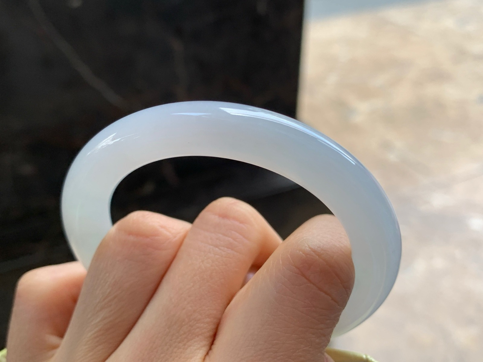 53-9.5
圆条手镯^_^玉质温润