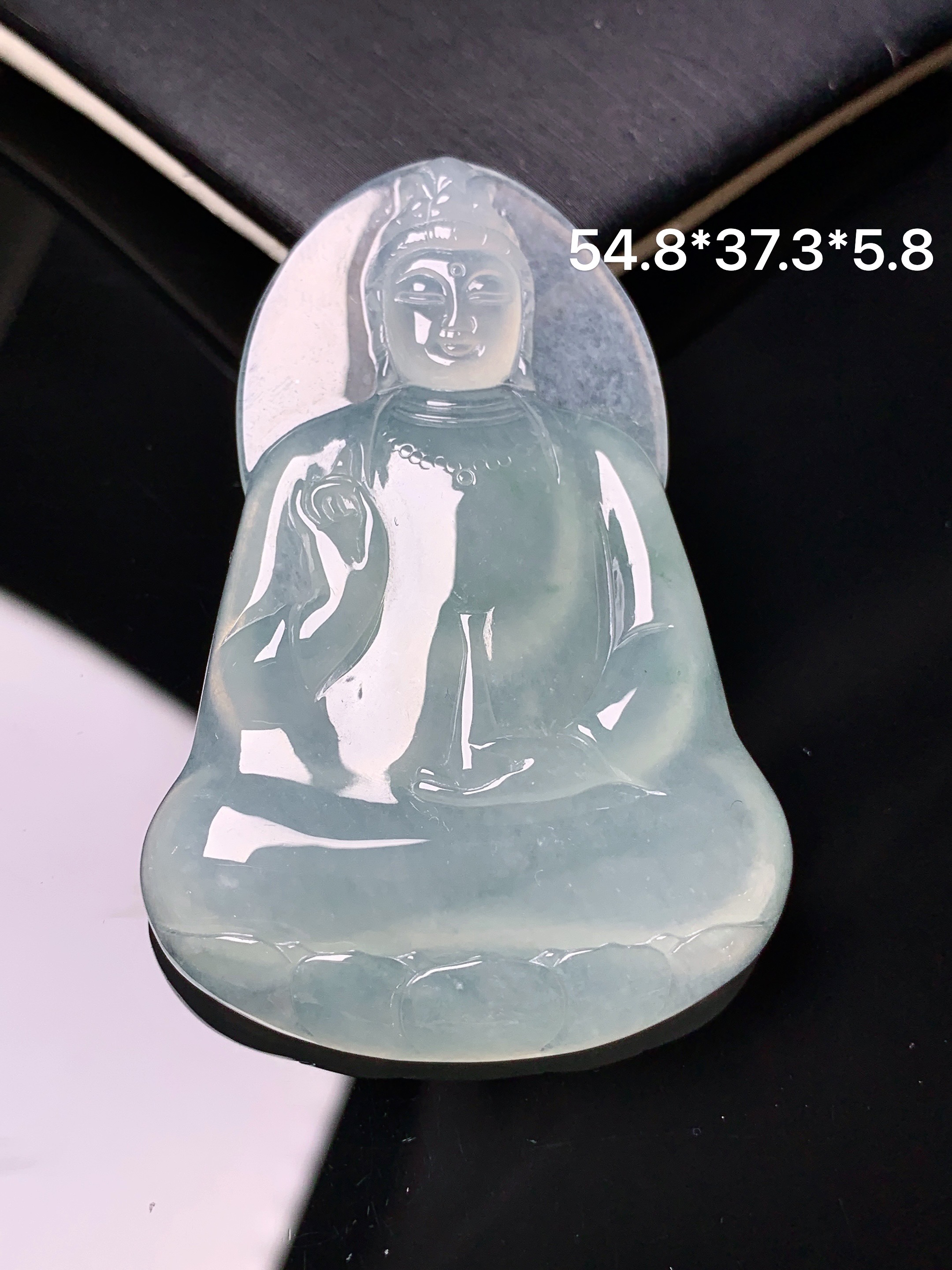 冰种观音菩萨吊坠 玉质细腻 色泽艳丽清新 水润亮眼 整体尺寸54.8*37.3*5.8