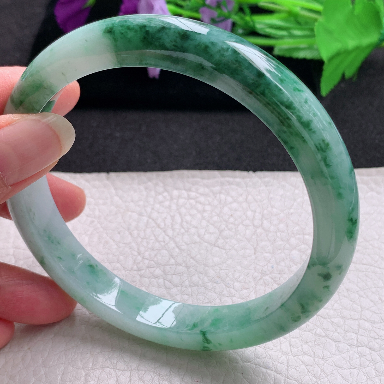 js大圈口71*12.3*9臂镯 缅甸翡翠a货玉手镯精美冰飘花正圈玉手环
