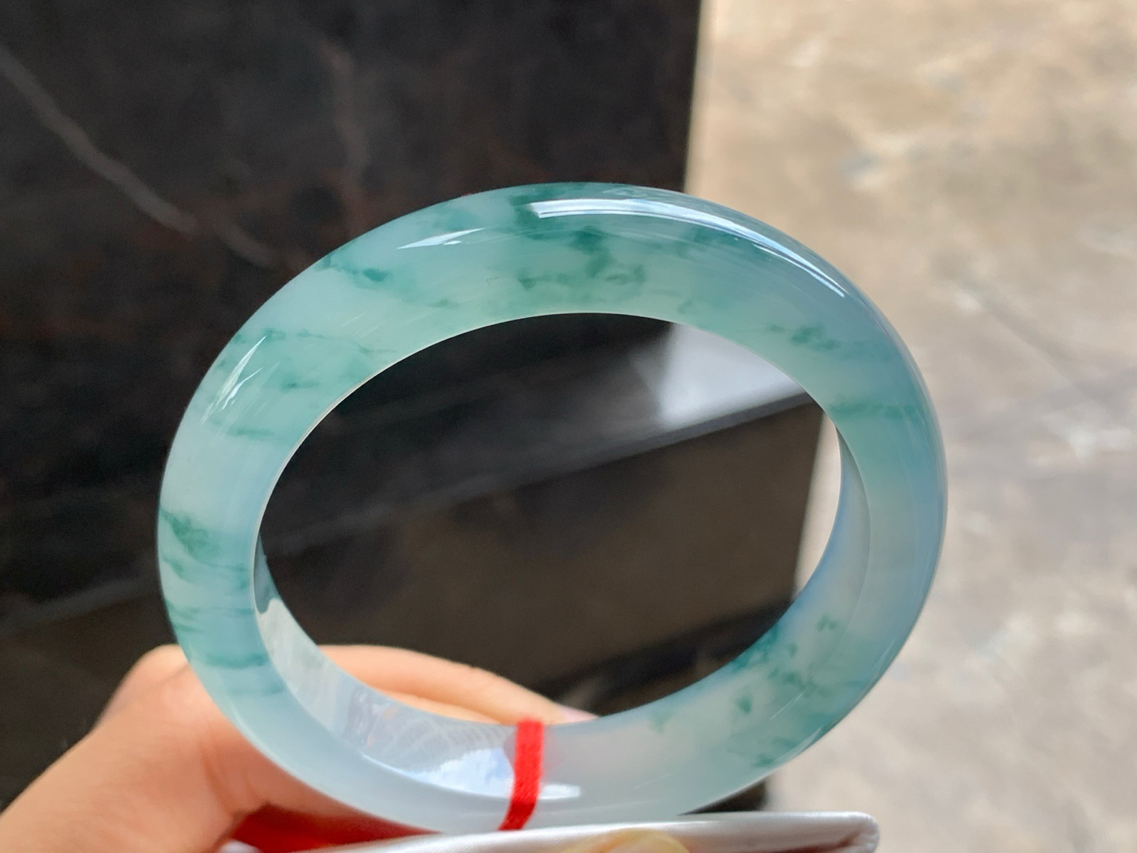 57.5-12.5-9

蓝花手镯^_^飘花灵韵