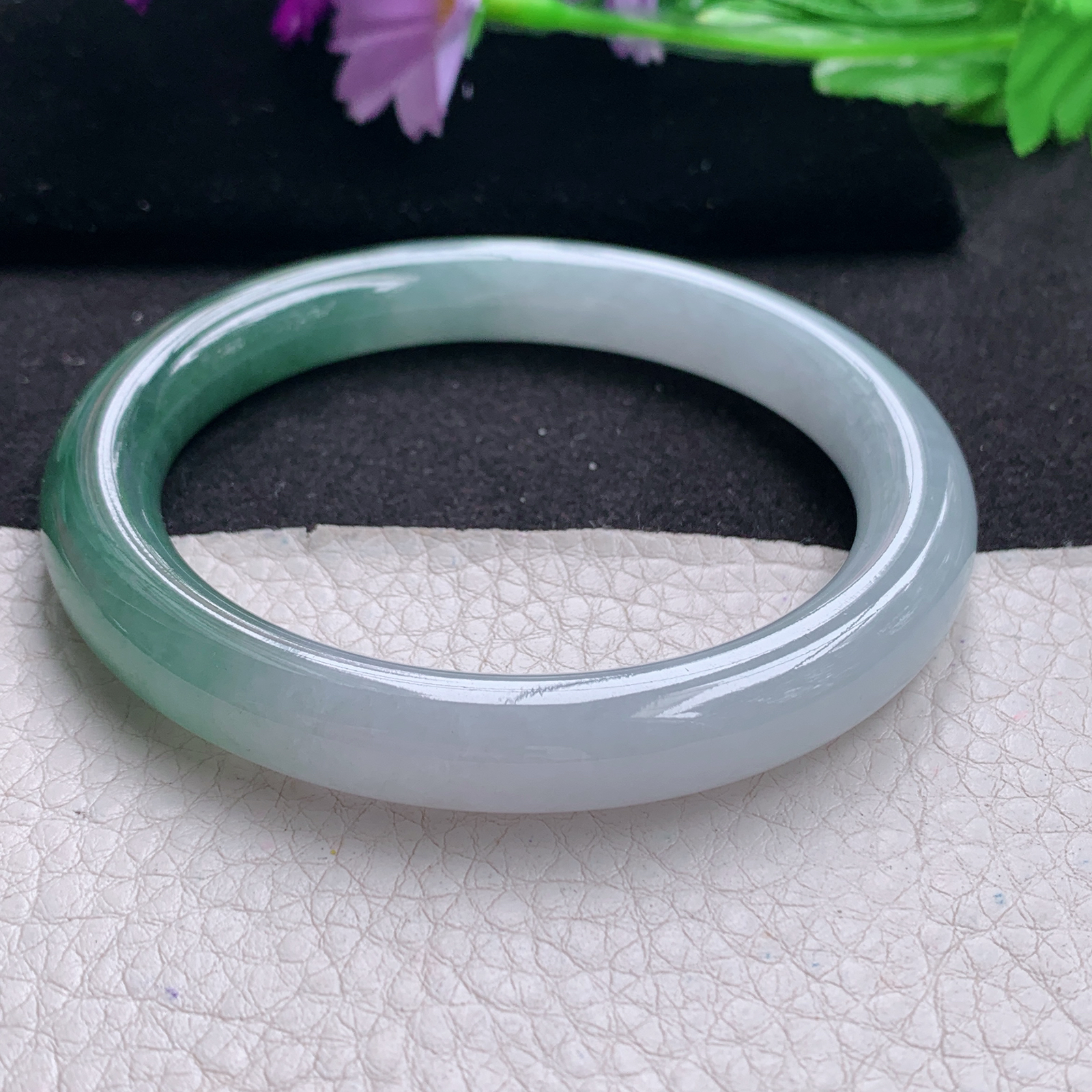 xc大圈口60*9.9招财美人镯 天然缅甸翡翠A货手镯双彩圆条玉手环