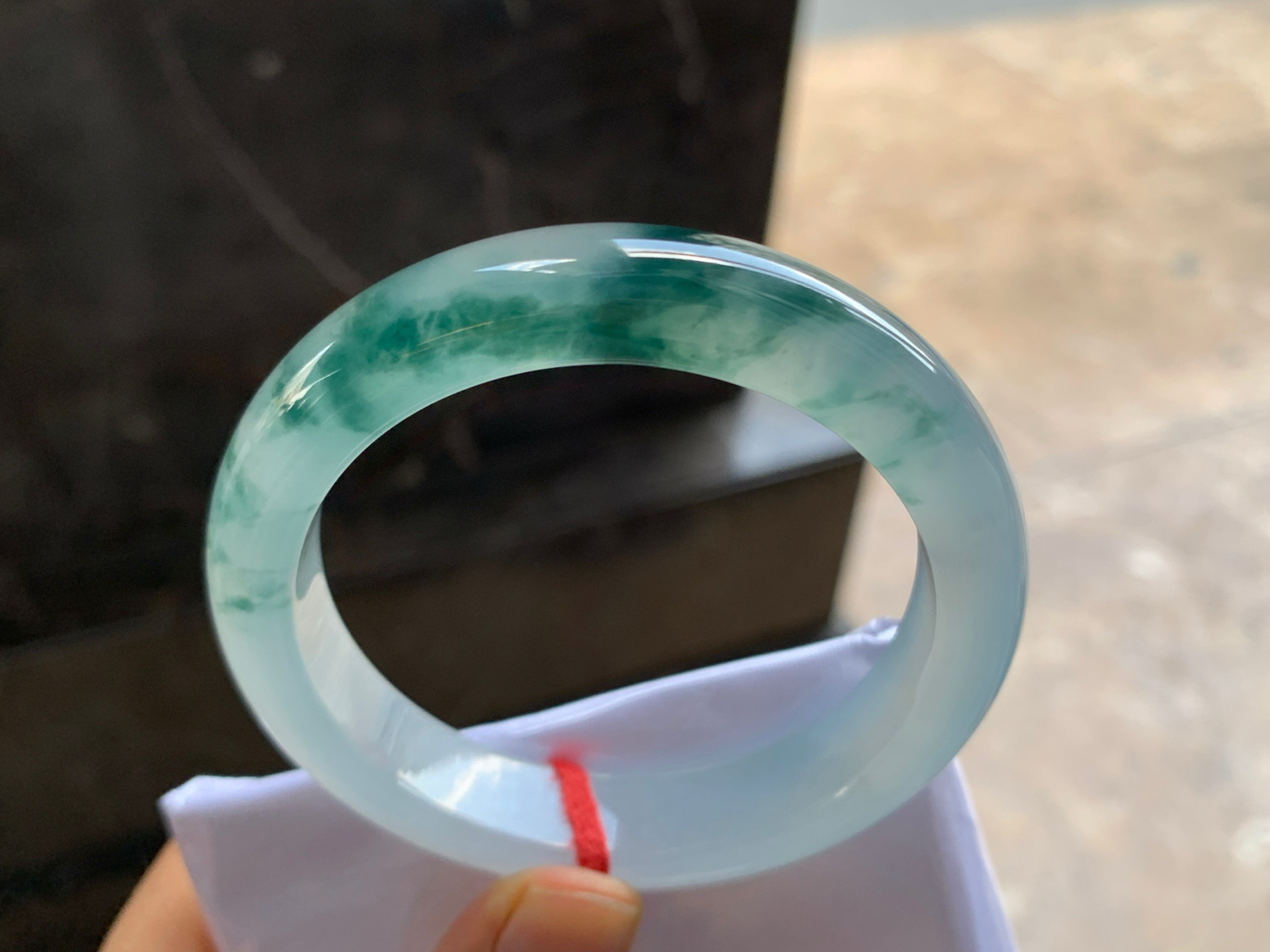 53.5-12-8.3

蓝花手镯^_^飘花灵韵 冰透