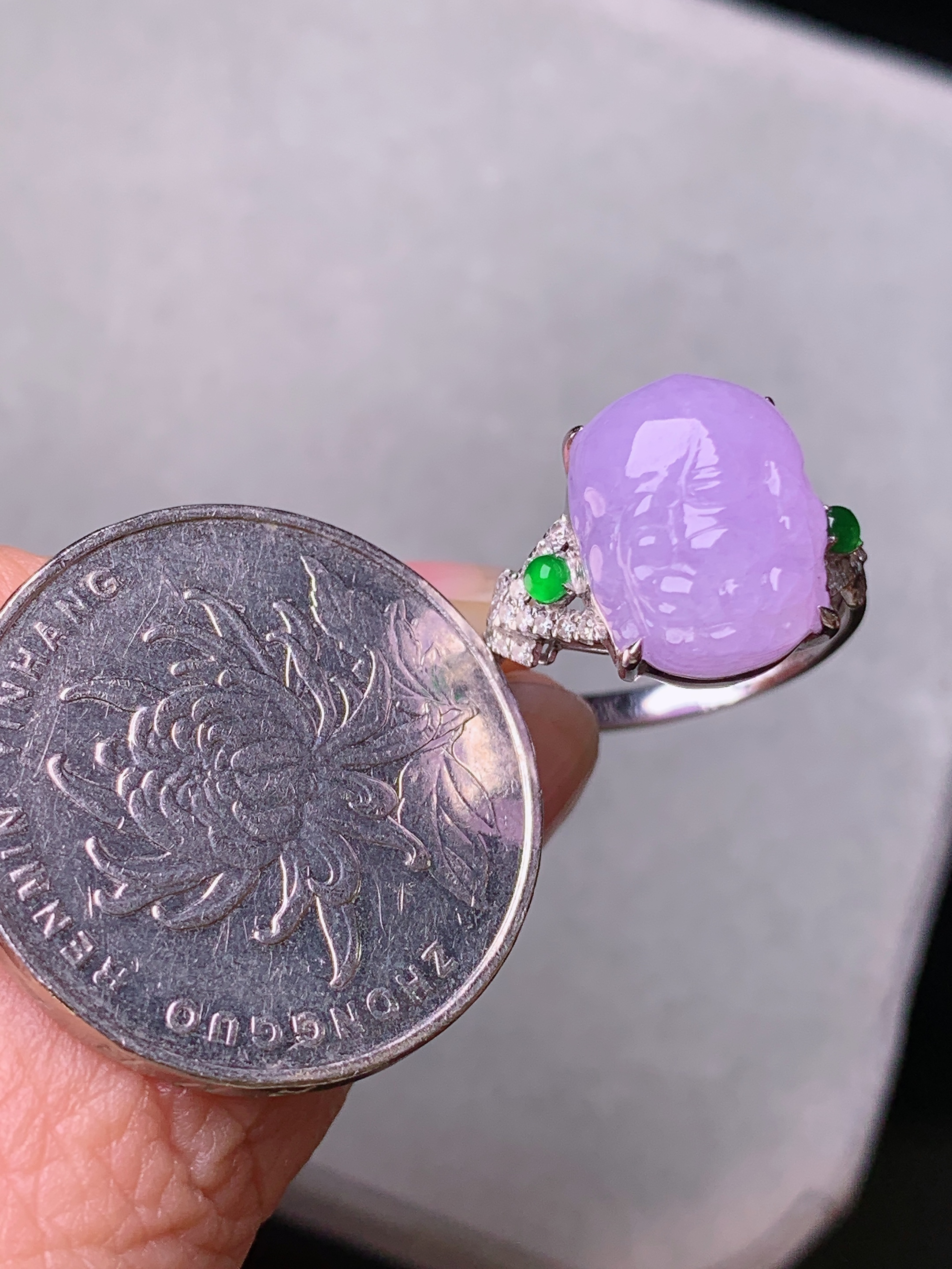 18k金钻镶嵌紫罗兰貔貅戒指 玉质细腻 色泽艳丽清新 水润亮眼 圈口12.5 裸石尺寸12.6*10*6.5y4