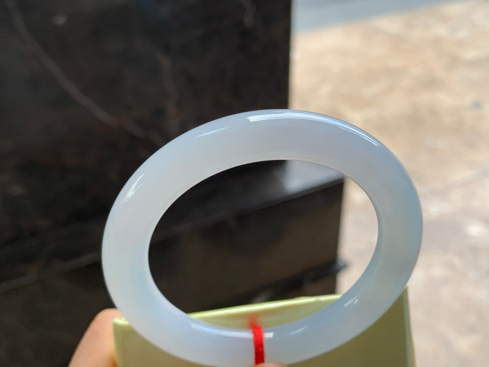 53-9.5
圆条手镯^_^玉质温润