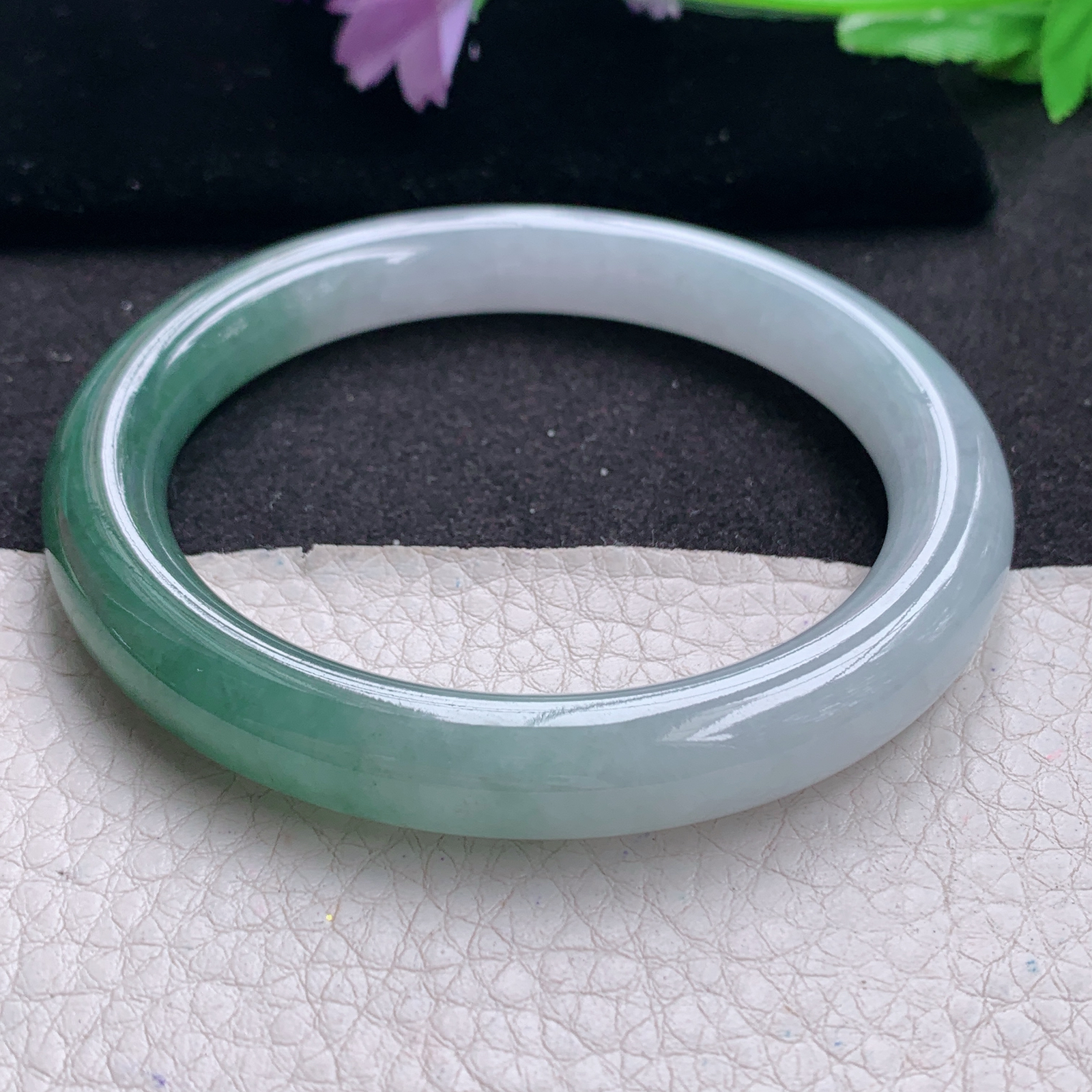 xc大圈口60*9.9招财美人镯 天然缅甸翡翠A货手镯双彩圆条玉手环