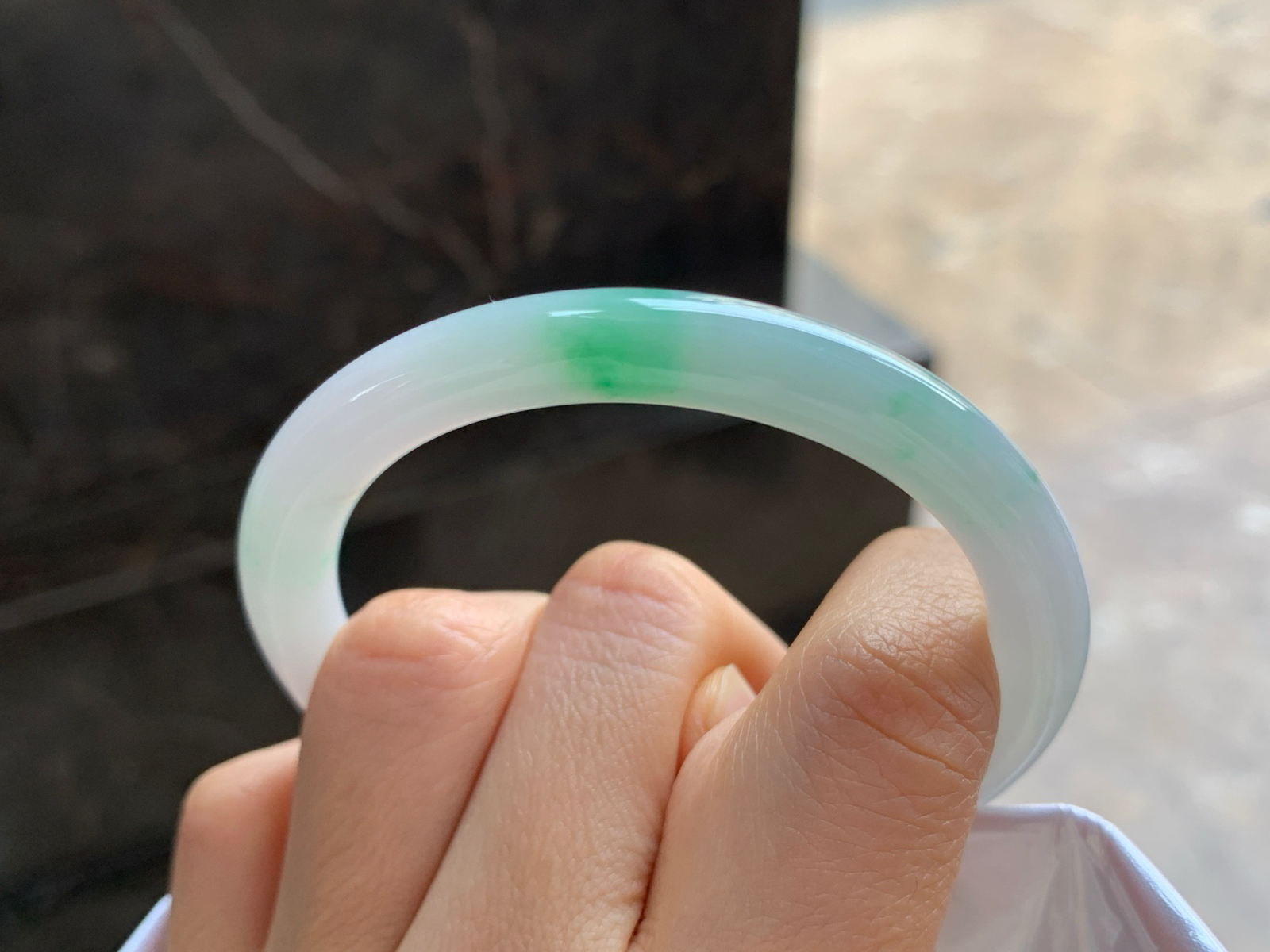 54-8

飘绿细条^_^色阳