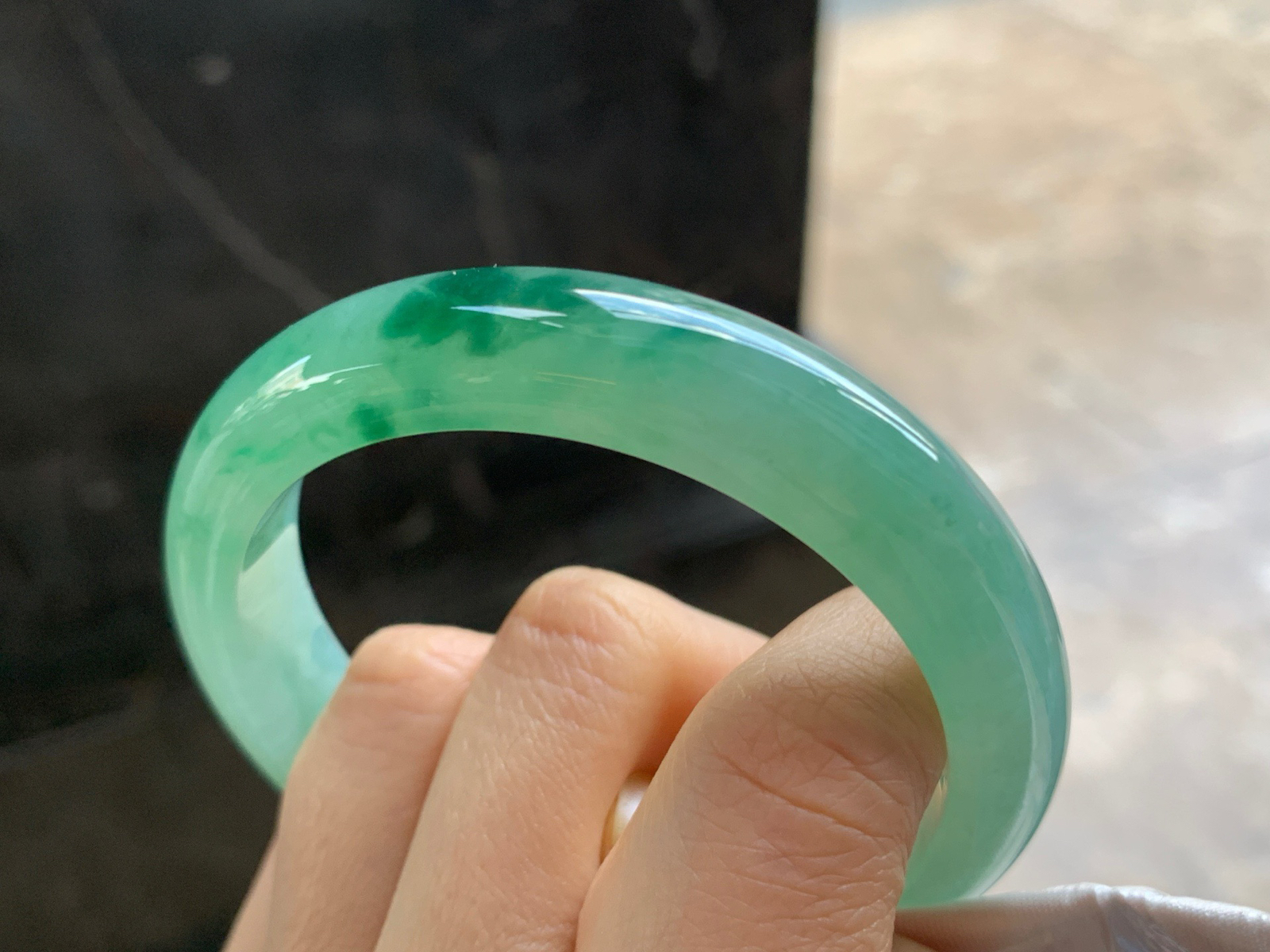 55-12-8.5

晴绿手镯^_^飘花灵韵