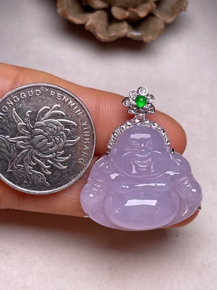 冰种淡紫罗兰佛公吊坠、真金真钻镶嵌，种水好，玉质细腻 .裸石尺寸 27.6*23.8