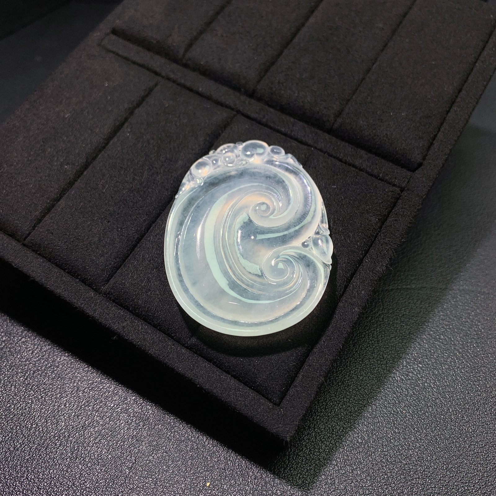 冰种事事如意吊坠 尺寸50.3-38.5-6毫米