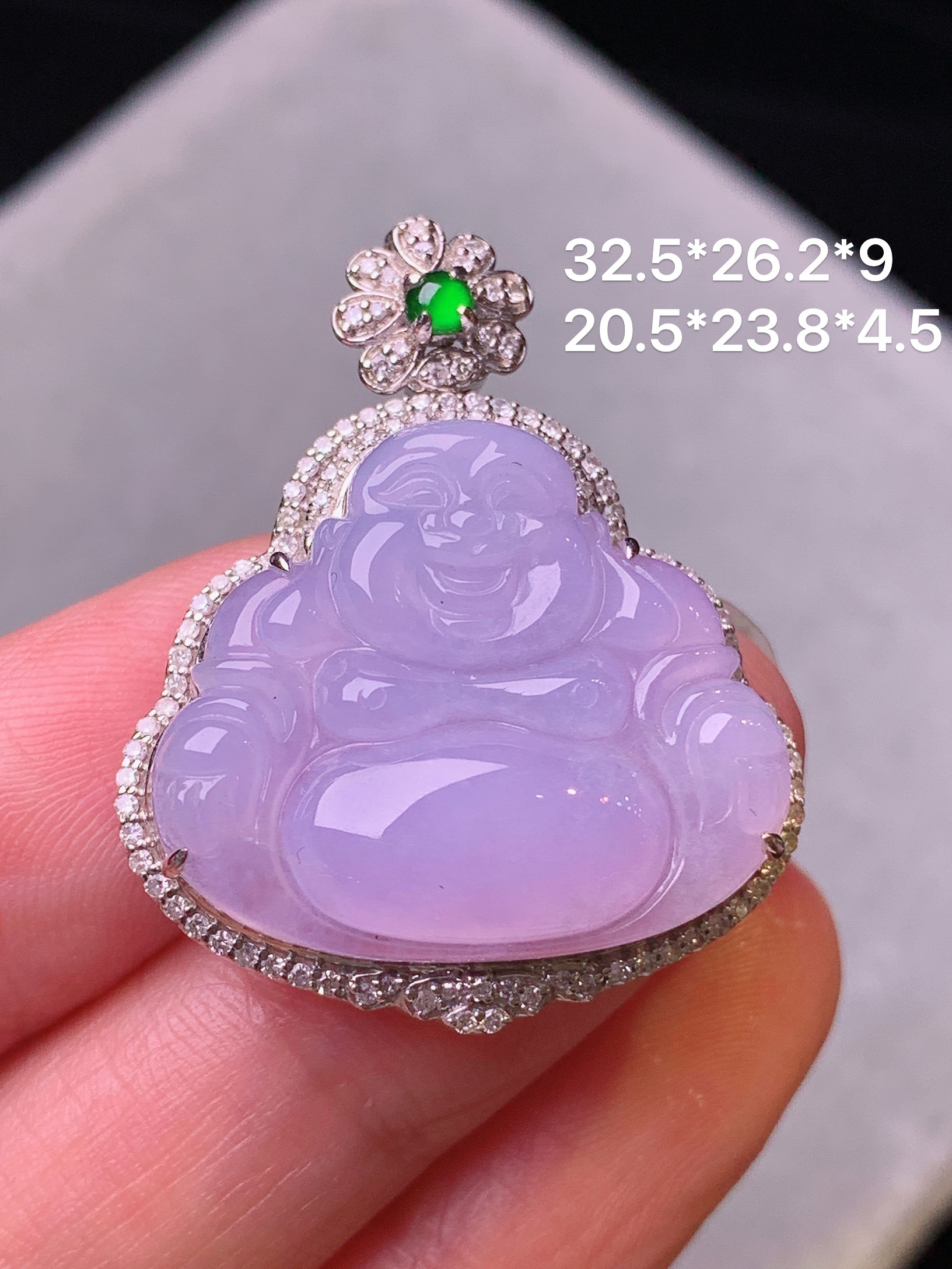 18k金钻镶嵌紫罗兰佛公吊坠 玉质细腻 色泽艳丽清新 水润亮眼 整体尺寸32.5*26.2*9y4