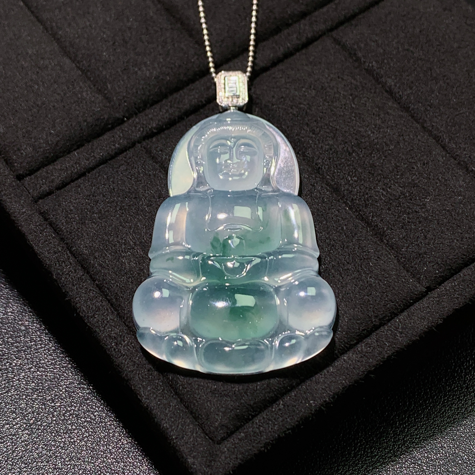 老坑冰润飘花观音吊坠 尺寸64.8-37.7-6毫米