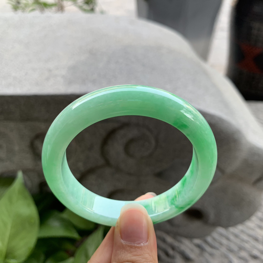 圈口 55-12.4-8.7【满飘绿正圈手镯】正圈55 56可戴