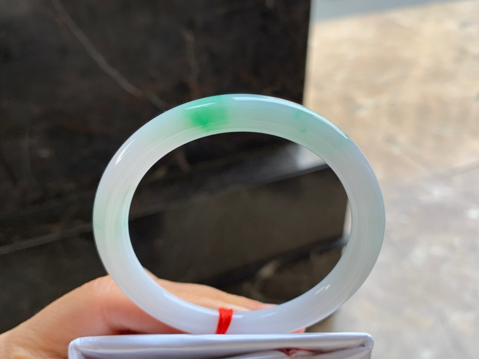 54-8

飘绿细条^_^色阳