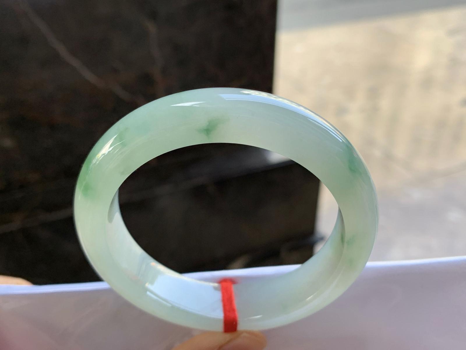 57-13.7-9.4

绿花手镯^_^细腻