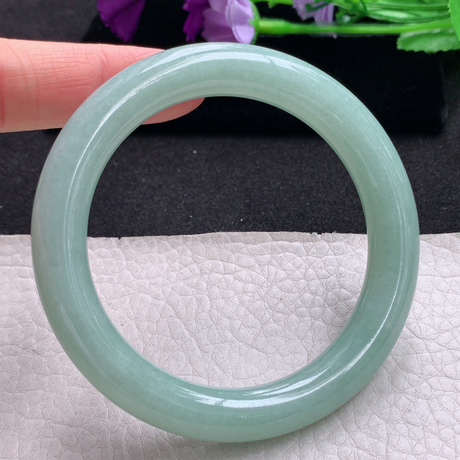 nr甜美款58*10.6美人镯 天然缅甸翡翠A货手镯晴绿圆条清秀玉手环