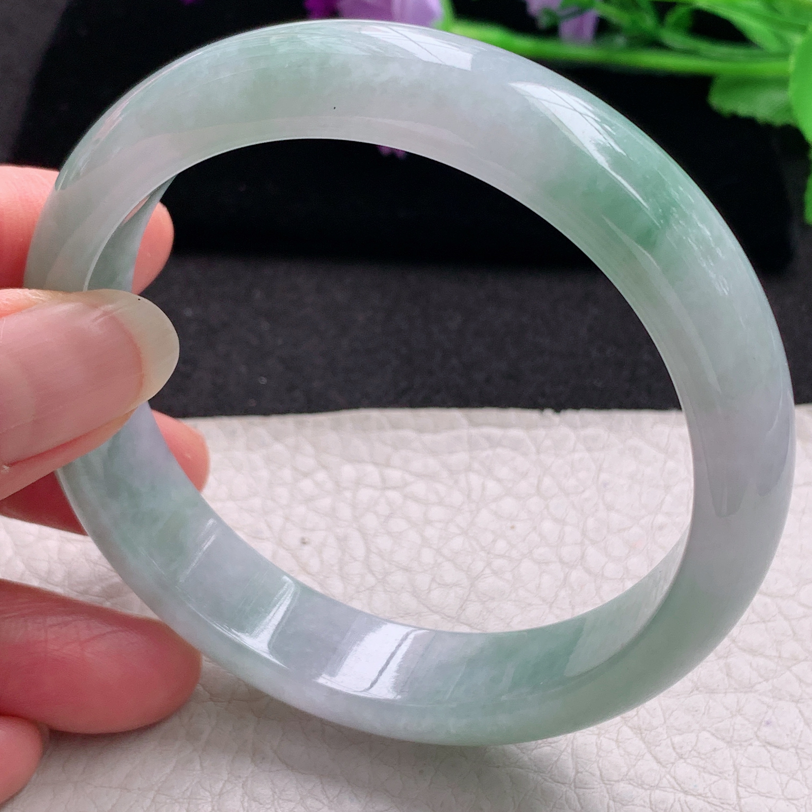 hh大圈口60*13.8*7.8平安镯 缅甸翡翠a货玉手镯精美飘绿正圈玉手环