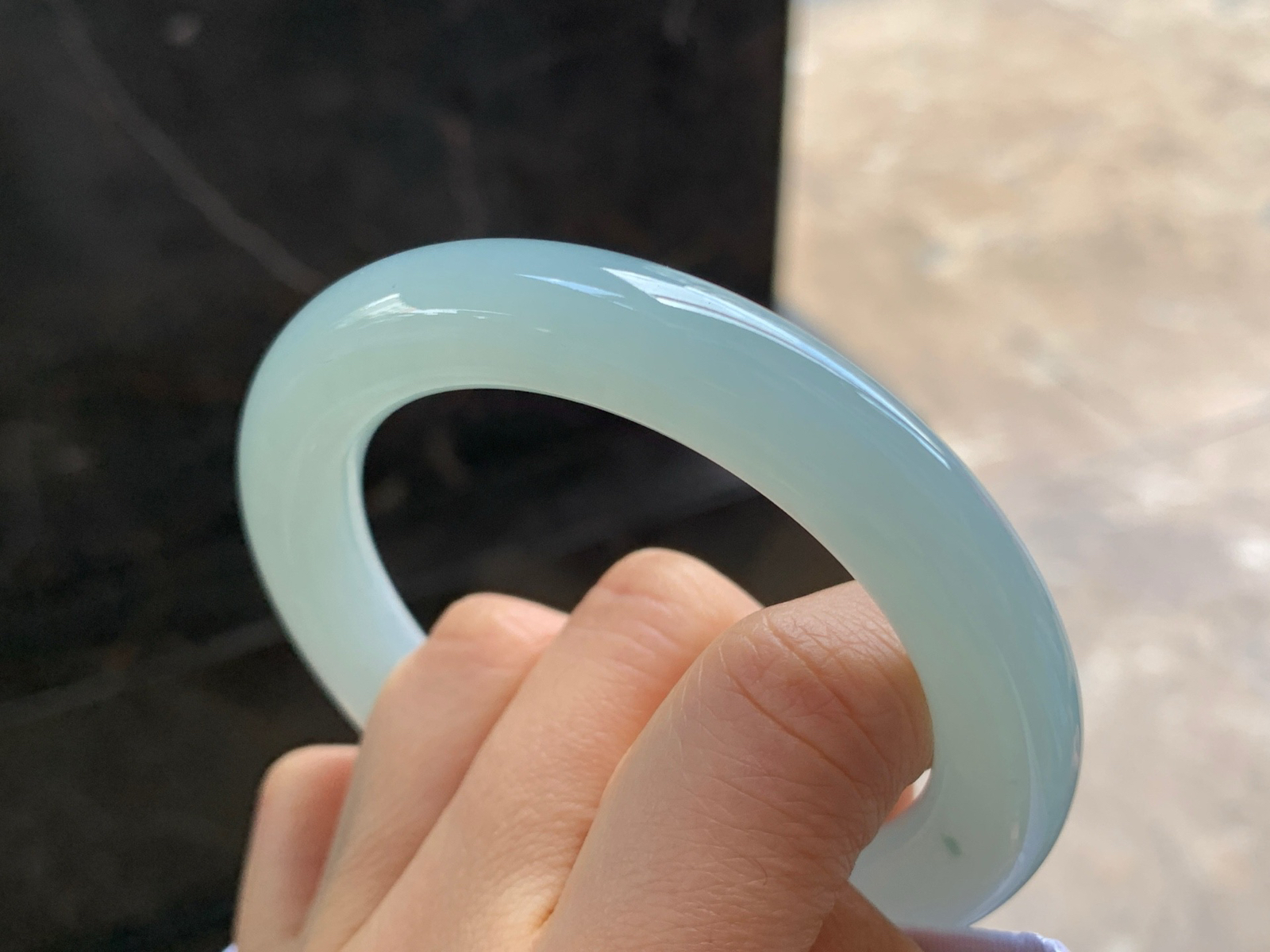 55-10.3

蓝底圆条手镯^_^细腻